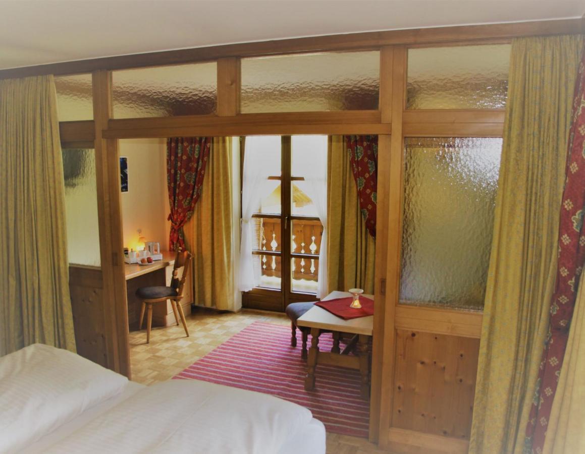 Bauernhofhotel "Die Unterbergerin" - Zimmer Mit Fruehstueck Und Ferienwohnungen In Gastein Mit Gratis Thermeneintritt Dorfgastein Exterior foto