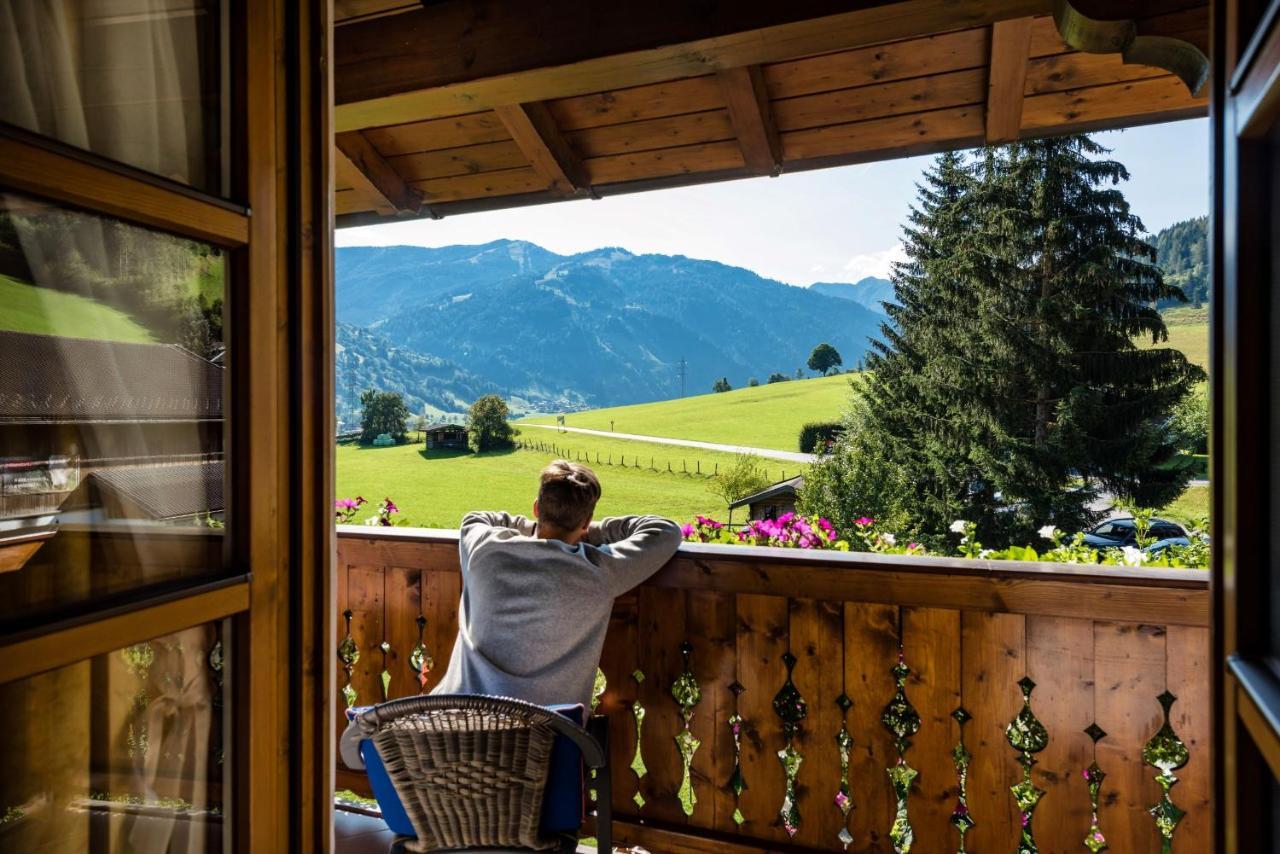 Bauernhofhotel "Die Unterbergerin" - Zimmer Mit Fruehstueck Und Ferienwohnungen In Gastein Mit Gratis Thermeneintritt Dorfgastein Exterior foto